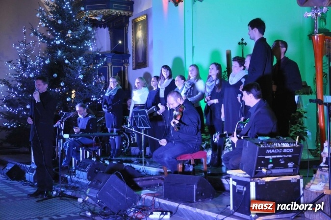 Zdjęcie w galerii na portalu naszraciborz.pl: Gdzie jest nasze polskie Betlejem, czyli Carrantuohill i AF Music w Brzeziu wiadomości z regionu