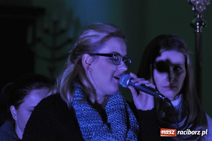 Zdjęcie w galerii na portalu naszraciborz.pl: Gdzie jest nasze polskie Betlejem, czyli Carrantuohill i AF Music w Brzeziu wiadomości z regionu