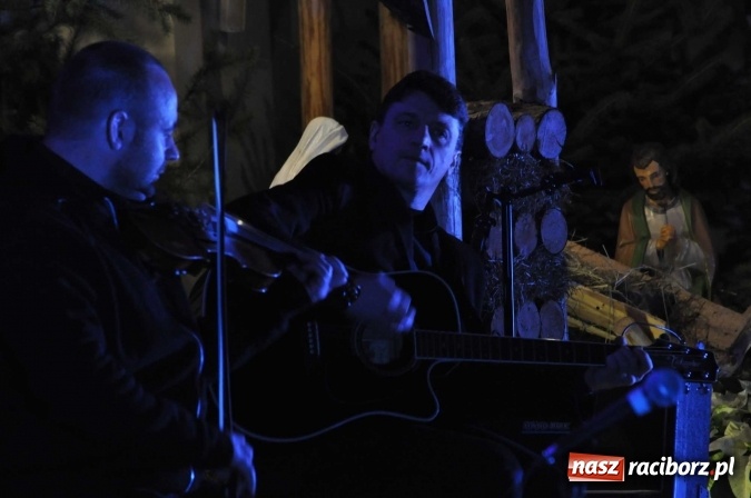 Zdjęcie w galerii na portalu naszraciborz.pl: Gdzie jest nasze polskie Betlejem, czyli Carrantuohill i AF Music w Brzeziu wiadomości z regionu