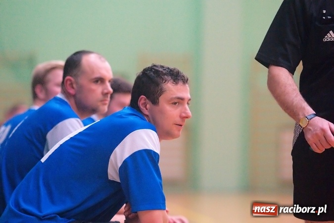 Zdjęcie w galerii na portalu naszraciborz.pl: HLPN: Niedzielny maraton futsalu. Zmarnowana szansa M&D Metallbau. Galaktikos nowym liderem I ligi wiadomości z regionu