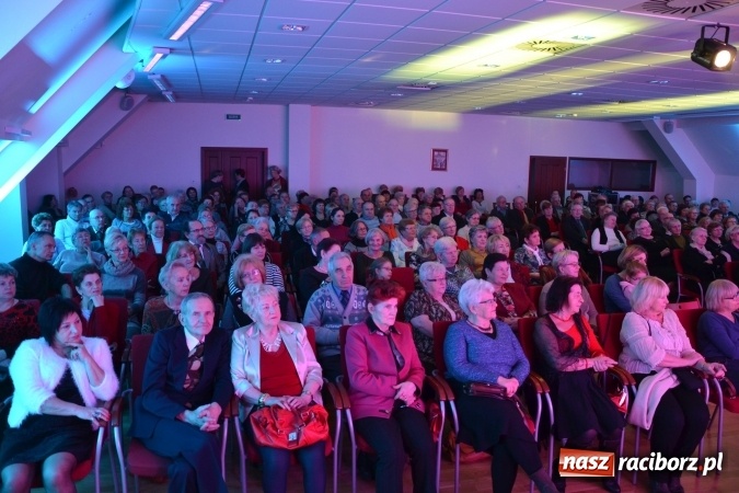 Zdjęcie w galerii na portalu naszraciborz.pl: Noworoczna gala operetkowa na Zamku Piastowskim wiadomości z regionu