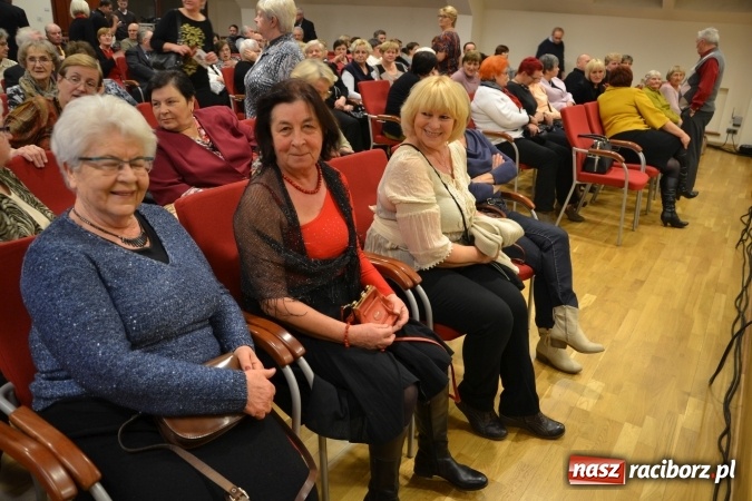 Zdjęcie w galerii na portalu naszraciborz.pl: Noworoczna gala operetkowa na Zamku Piastowskim wiadomości z regionu