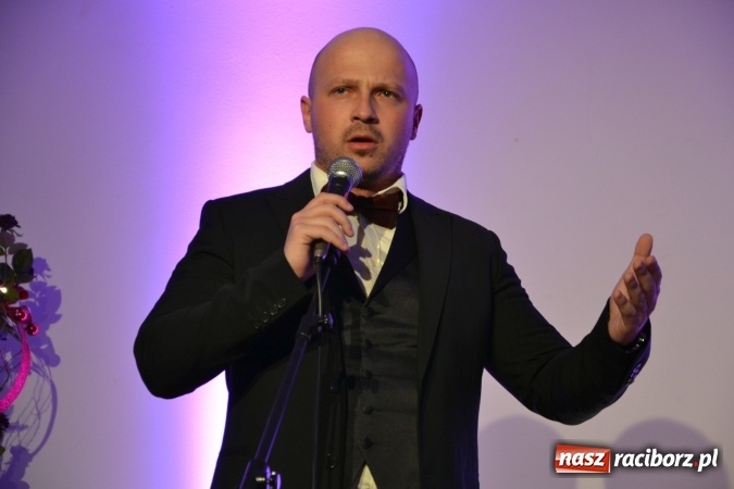 Zdjęcie w galerii na portalu naszraciborz.pl: Noworoczna gala operetkowa na Zamku Piastowskim wiadomości z regionu