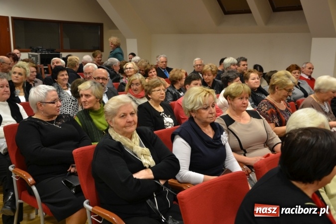 Zdjęcie w galerii na portalu naszraciborz.pl: Noworoczna gala operetkowa na Zamku Piastowskim wiadomości z regionu