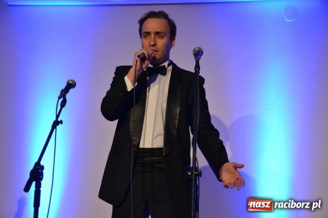 Zdjęcie w galerii na portalu naszraciborz.pl: Noworoczna gala operetkowa na Zamku Piastowskim wiadomości z regionu