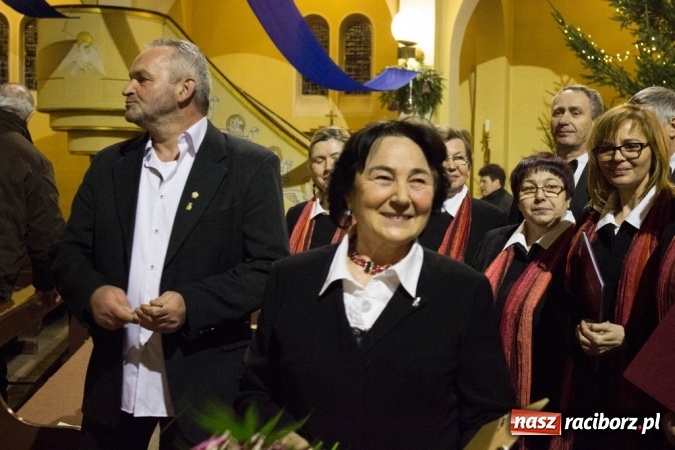 Zdjęcie w galerii na portalu naszraciborz.pl: Msza św. z okazji 20-lecia istnienia ch&oacute;ru Bel Canto z udziałem ch&oacute;r&oacute;w z Toszka i Zebrzydowic wiadomości z regionu