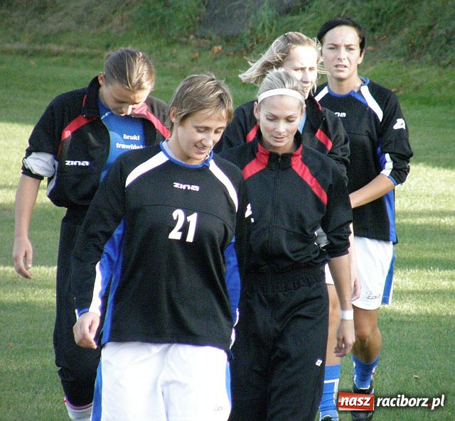 Zdjęcie w galerii na portalu naszraciborz.pl: Zwycięstwo na otarcie łez, honor obroniony wiadomości z regionu