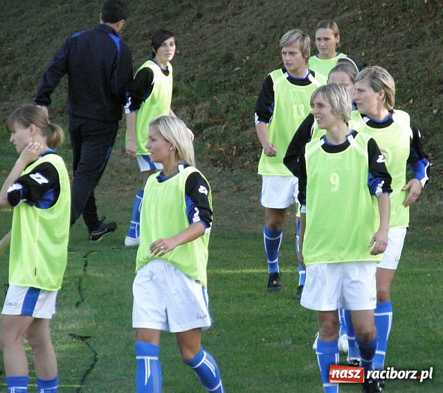 Zdjęcie w galerii na portalu naszraciborz.pl: Zwycięstwo na otarcie łez, honor obroniony wiadomości z regionu