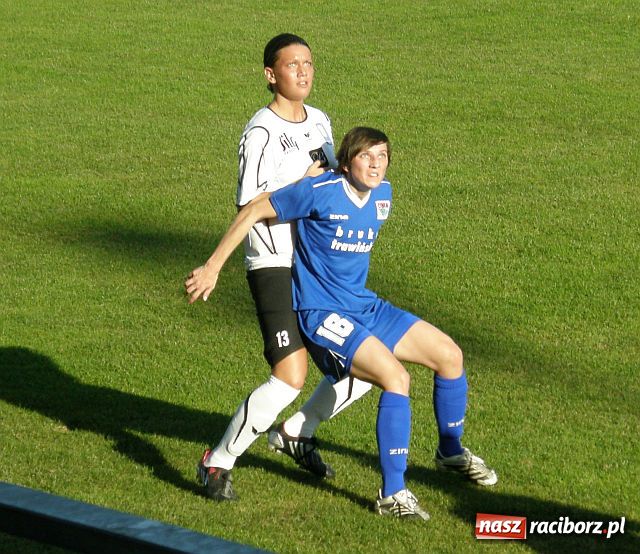 Zdjęcie w galerii na portalu naszraciborz.pl: Zwycięstwo na otarcie łez, honor obroniony wiadomości z regionu