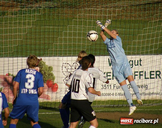Zdjęcie w galerii na portalu naszraciborz.pl: Zwycięstwo na otarcie łez, honor obroniony wiadomości z regionu