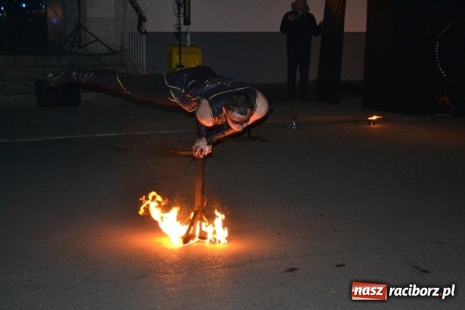 Zdjęcie w galerii na portalu naszraciborz.pl: Efektowny początek roku w Kuźni Raciborskiej  wiadomości z regionu
