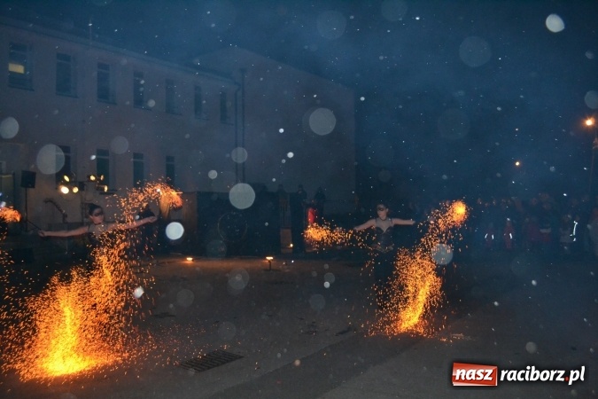 Zdjęcie w galerii na portalu naszraciborz.pl: Efektowny początek roku w Kuźni Raciborskiej  wiadomości z regionu