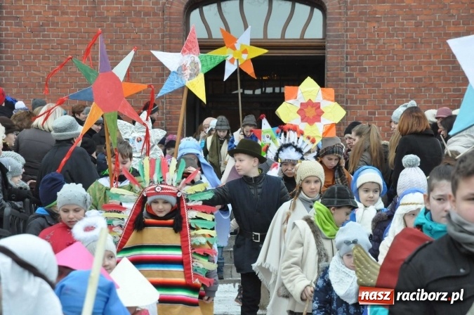 Zdjęcie w galerii na portalu naszraciborz.pl: Racibórz-Brzezie. Z Trzema Królami podsumowali misyjne kolędowanie wiadomości z regionu