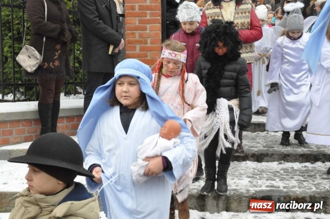 Zdjęcie w galerii na portalu naszraciborz.pl: Racibórz-Brzezie. Z Trzema Królami podsumowali misyjne kolędowanie wiadomości z regionu