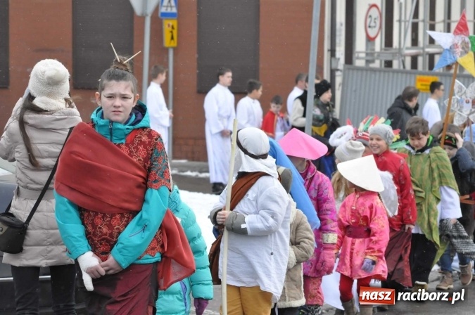 Zdjęcie w galerii na portalu naszraciborz.pl: Racibórz-Brzezie. Z Trzema Królami podsumowali misyjne kolędowanie wiadomości z regionu