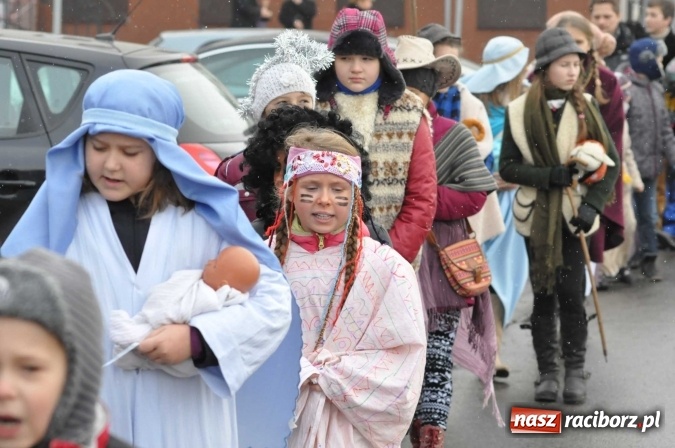 Zdjęcie w galerii na portalu naszraciborz.pl: Racibórz-Brzezie. Z Trzema Królami podsumowali misyjne kolędowanie wiadomości z regionu
