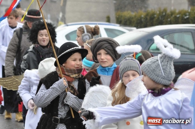 Zdjęcie w galerii na portalu naszraciborz.pl: Racibórz-Brzezie. Z Trzema Królami podsumowali misyjne kolędowanie wiadomości z regionu