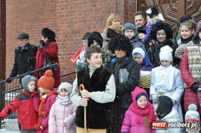 Zdjęcie w galerii na portalu naszraciborz.pl: Racibórz-Brzezie. Z Trzema Królami podsumowali misyjne kolędowanie wiadomości z regionu
