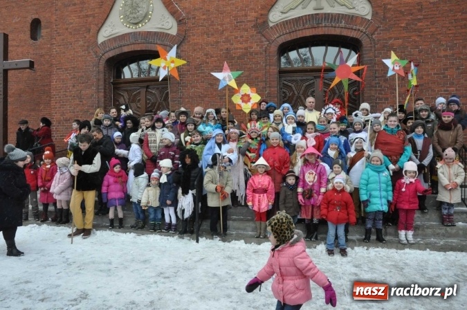 Zdjęcie w galerii na portalu naszraciborz.pl: Racibórz-Brzezie. Z Trzema Królami podsumowali misyjne kolędowanie wiadomości z regionu