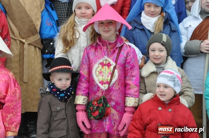 Zdjęcie w galerii na portalu naszraciborz.pl: Racibórz-Brzezie. Z Trzema Królami podsumowali misyjne kolędowanie wiadomości z regionu