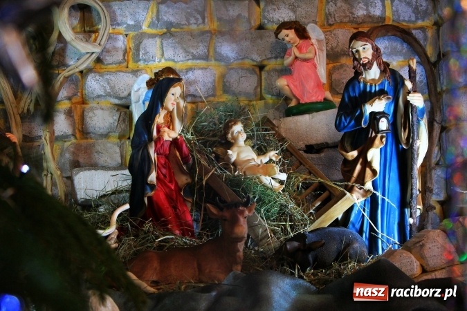 Zdjęcie w galerii na portalu naszraciborz.pl: Kobyla: Trzej Królowie oddali pokłon Bożemu Dziecięciu wiadomości z regionu