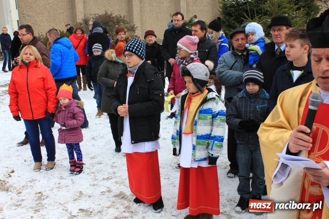 Zdjęcie w galerii na portalu naszraciborz.pl: Kobyla: Trzej Królowie oddali pokłon Bożemu Dziecięciu wiadomości z regionu