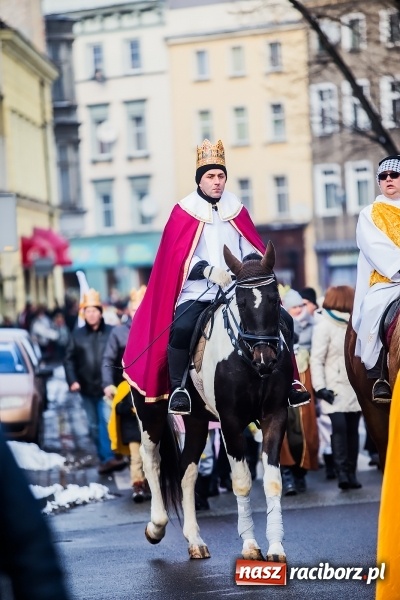 Zdjęcie w galerii na portalu naszraciborz.pl: II Raciborski Orszak Trzech Kr&oacute;li - obszerna FOTORELACJA z trasy przemarszu wiadomości z regionu