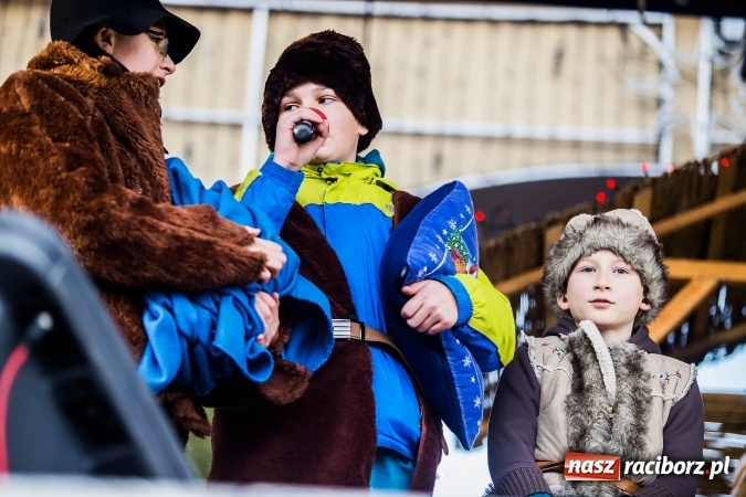 Zdjęcie w galerii na portalu naszraciborz.pl: II Raciborski Orszak Trzech Kr&oacute;li - obszerna FOTORELACJA z trasy przemarszu wiadomości z regionu