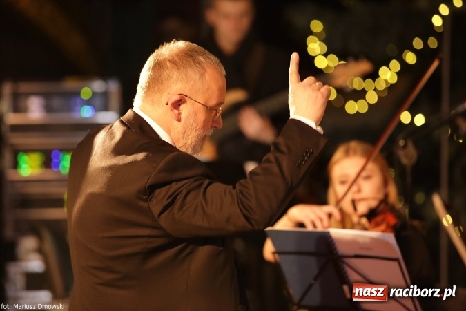 Zdjęcie w galerii na portalu naszraciborz.pl: Magiczny wieczór kolęd w kościele św. Mikołaja wiadomości z regionu
