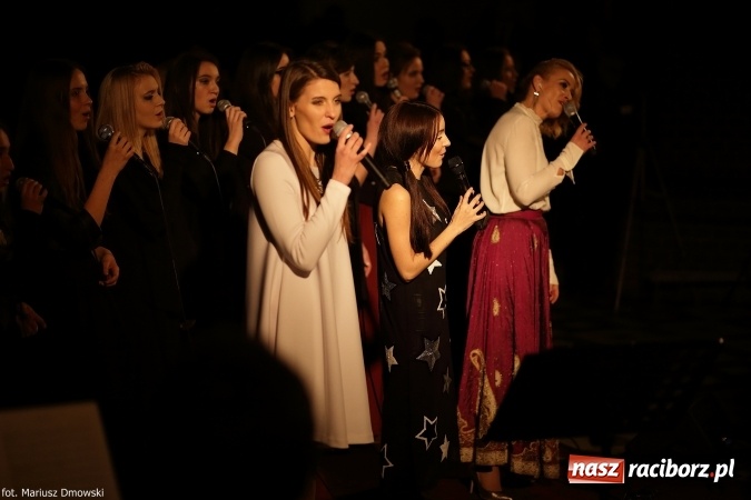 Zdjęcie w galerii na portalu naszraciborz.pl: Magiczny wieczór kolęd w kościele św. Mikołaja wiadomości z regionu