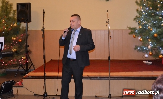 Zdjęcie w galerii na portalu naszraciborz.pl: Kolędnicy z Samborowic podbili serca jankowiczan! wiadomości z regionu