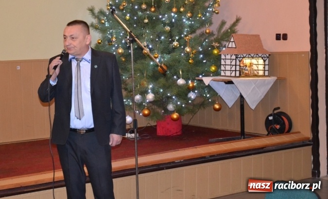 Zdjęcie w galerii na portalu naszraciborz.pl: Kolędnicy z Samborowic podbili serca jankowiczan! wiadomości z regionu