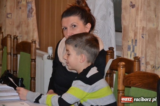 Zdjęcie w galerii na portalu naszraciborz.pl: Kolędnicy z Samborowic podbili serca jankowiczan! wiadomości z regionu