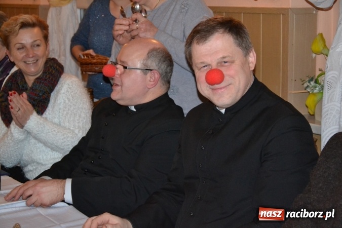 Zdjęcie w galerii na portalu naszraciborz.pl: Kolędnicy z Samborowic podbili serca jankowiczan! wiadomości z regionu