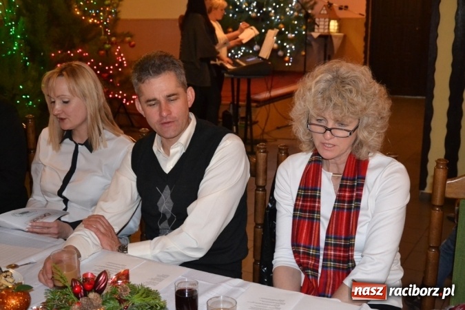 Zdjęcie w galerii na portalu naszraciborz.pl: Kolędnicy z Samborowic podbili serca jankowiczan! wiadomości z regionu