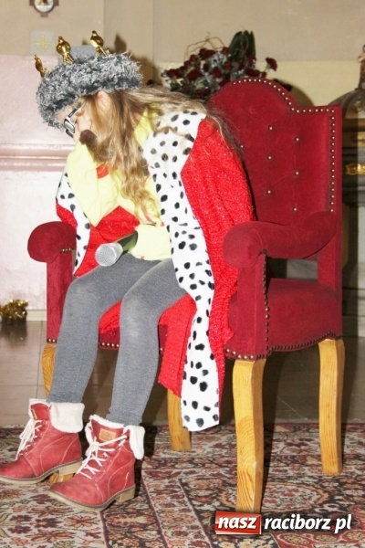 Zdjęcie w galerii na portalu naszraciborz.pl: Przy betlejemskim żł&oacute;bku, czyli jasełka w Wojnowicach wiadomości z regionu