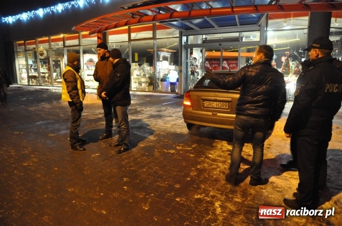 Zdjęcie w galerii na portalu naszraciborz.pl: 8-letnia Natasza bezpiecznie wr&oacute;ciła do domu wiadomości z regionu