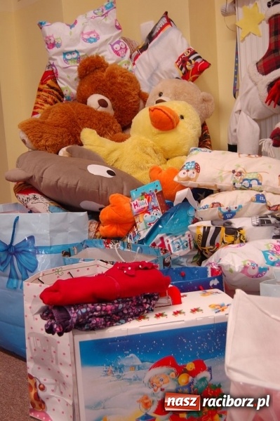 Zdjęcie w galerii na portalu naszraciborz.pl: Małe rzeczy, a cieszą - trwa akcja „Podarunki od serca”  wiadomości z regionu