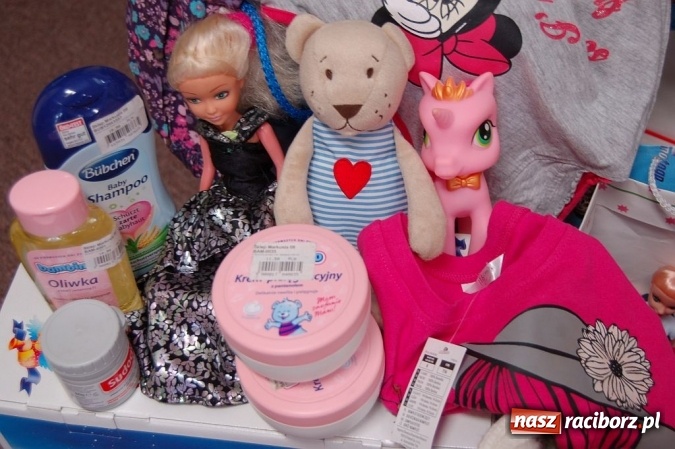 Zdjęcie w galerii na portalu naszraciborz.pl: Małe rzeczy, a cieszą - trwa akcja „Podarunki od serca”  wiadomości z regionu