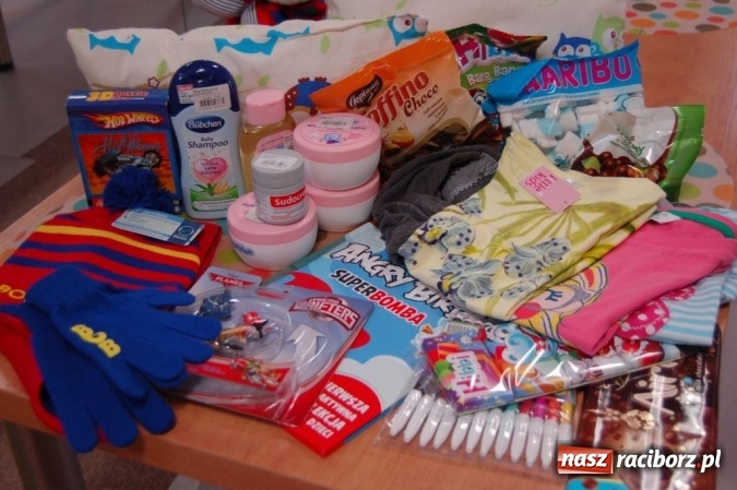 Zdjęcie w galerii na portalu naszraciborz.pl: Małe rzeczy, a cieszą - trwa akcja „Podarunki od serca”  wiadomości z regionu