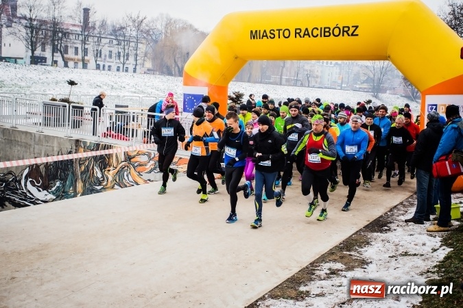 Zdjęcie w galerii na portalu naszraciborz.pl: Ponad stu uczestników II Biegu Nadodrzańskiego wiadomości z regionu