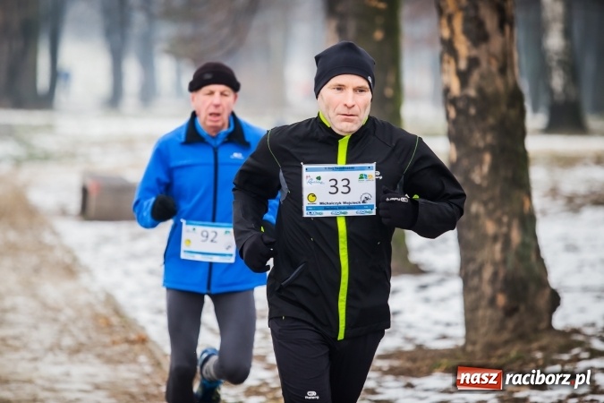 Zdjęcie w galerii na portalu naszraciborz.pl: Ponad stu uczestników II Biegu Nadodrzańskiego wiadomości z regionu