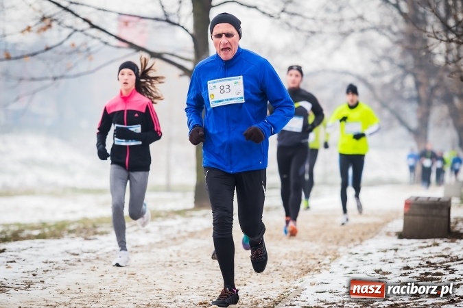 Zdjęcie w galerii na portalu naszraciborz.pl: Ponad stu uczestników II Biegu Nadodrzańskiego wiadomości z regionu