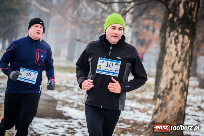 Zdjęcie w galerii na portalu naszraciborz.pl: Ponad stu uczestników II Biegu Nadodrzańskiego wiadomości z regionu