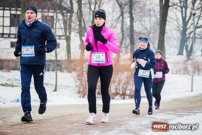 Zdjęcie w galerii na portalu naszraciborz.pl: Ponad stu uczestników II Biegu Nadodrzańskiego wiadomości z regionu