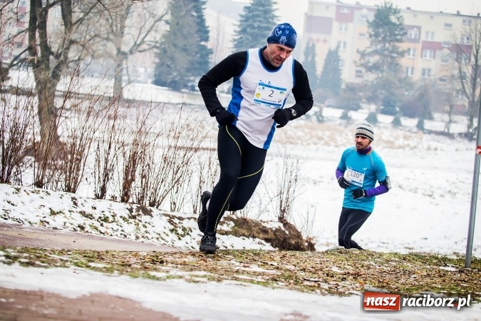Zdjęcie w galerii na portalu naszraciborz.pl: Ponad stu uczestników II Biegu Nadodrzańskiego wiadomości z regionu