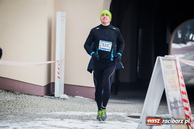 Zdjęcie w galerii na portalu naszraciborz.pl: Ponad stu uczestników II Biegu Nadodrzańskiego wiadomości z regionu