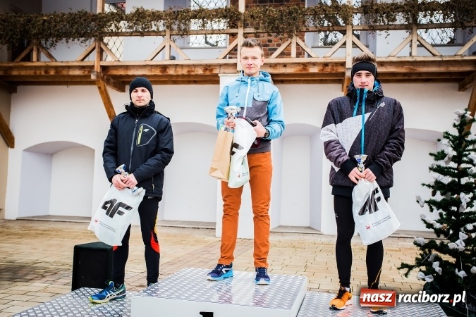 Zdjęcie w galerii na portalu naszraciborz.pl: Ponad stu uczestników II Biegu Nadodrzańskiego wiadomości z regionu