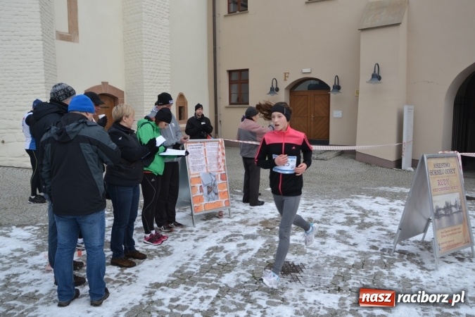 Zdjęcie w galerii na portalu naszraciborz.pl: Ponad stu uczestników II Biegu Nadodrzańskiego wiadomości z regionu