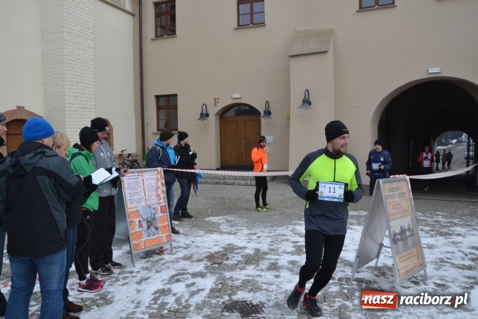 Zdjęcie w galerii na portalu naszraciborz.pl: Ponad stu uczestników II Biegu Nadodrzańskiego wiadomości z regionu